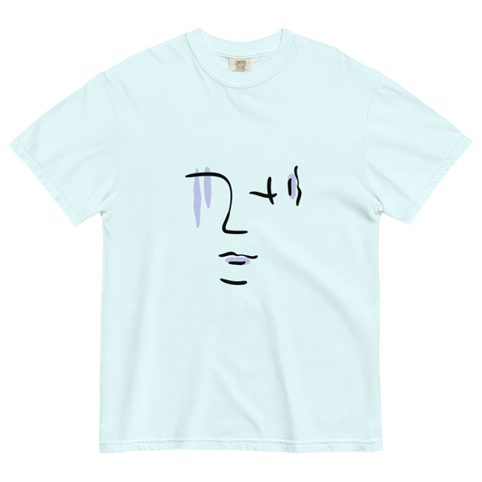 Unisex tee of outline of face using line art,  suitable for wearing cropped, oversized, dressed-up, or casual. Perfect for expressing unique style and standing out.